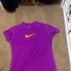 Girls large nike shirt